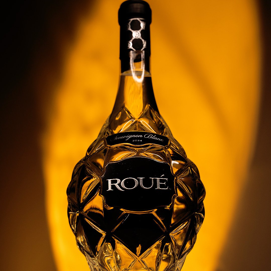 Roué Sauvignon Blanc in its custom faceted bottle
